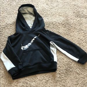 2t Nike hoodie